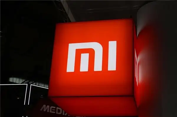小米 5G 新機入網(wǎng)，支持最高 67W 快充