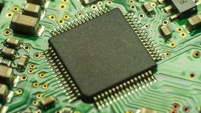 收購【Intel】現(xiàn)場可編程門陣列：Stratix IV FPGAs、SoC FPGAs、Cyclone 10 FPGAs、Arria FPGAs